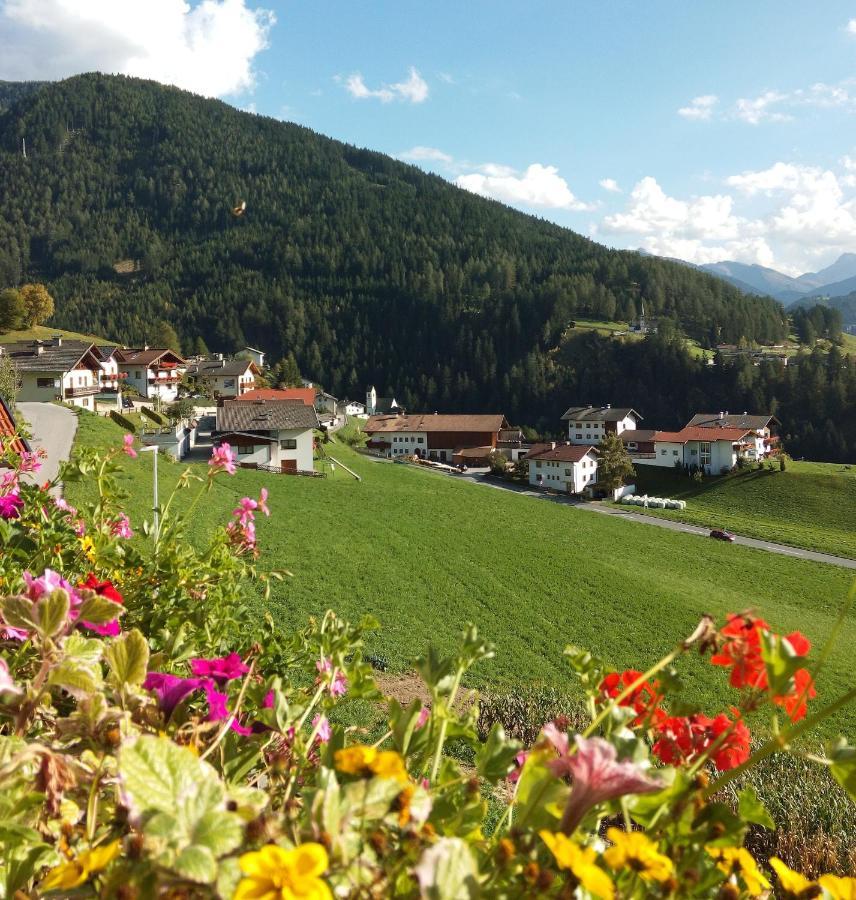 Ferienhaus Gassner Navis Esterno foto